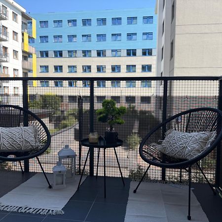 Modern Apartment Near To The Chopin'S Airport Cybernetyki 2A Warszawa Eksteriør bilde