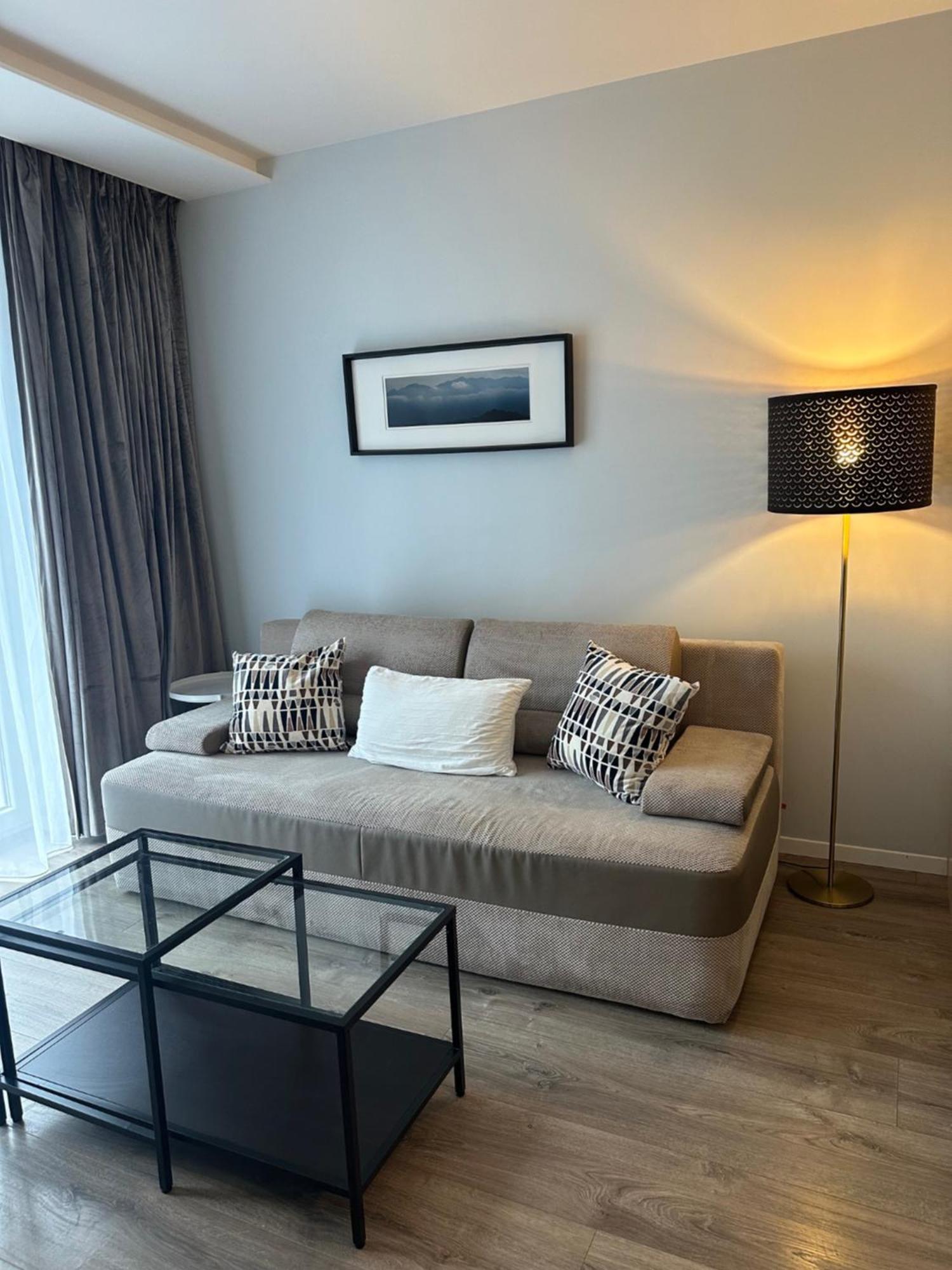 Modern Apartment Near To The Chopin'S Airport Cybernetyki 2A Warszawa Eksteriør bilde